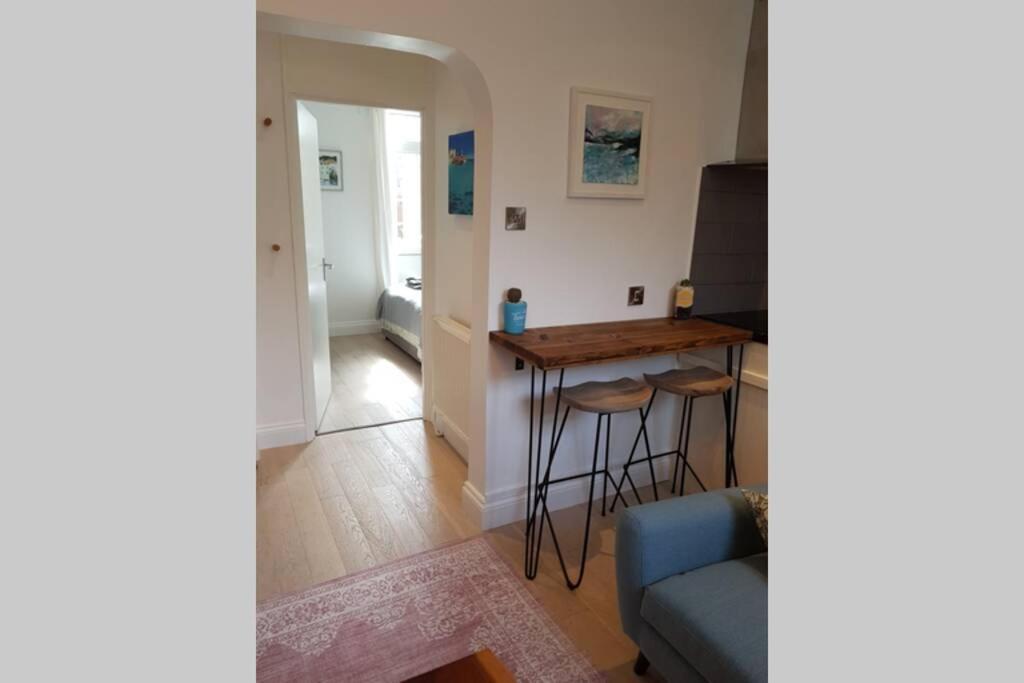 St Ives Apartment Private Parking With Garden 10 Minute Walk Into Town And Beach Zewnętrze zdjęcie